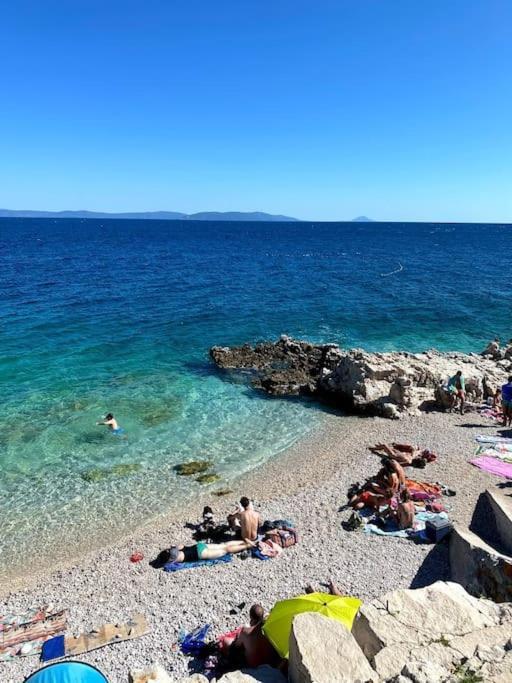 Studio Vesna With A Terrace And Sea View Rabac Esterno foto