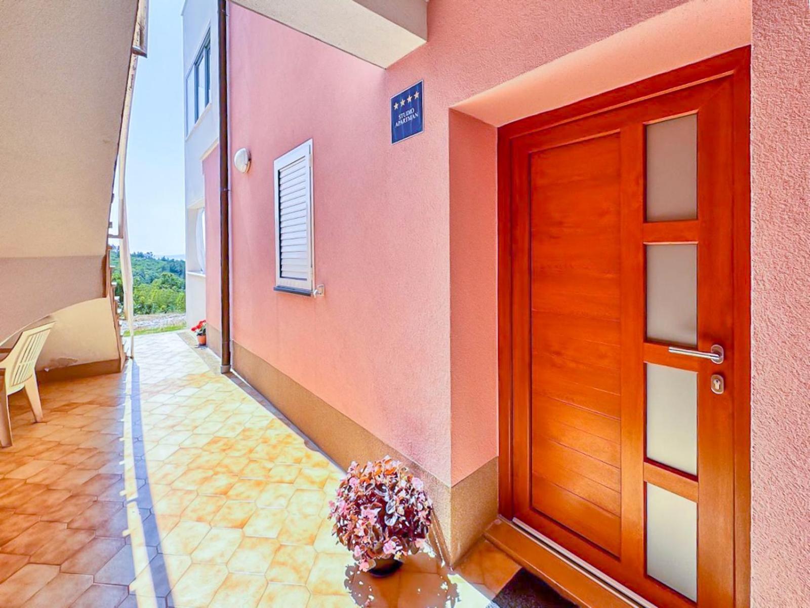 Studio Vesna With A Terrace And Sea View Rabac Esterno foto