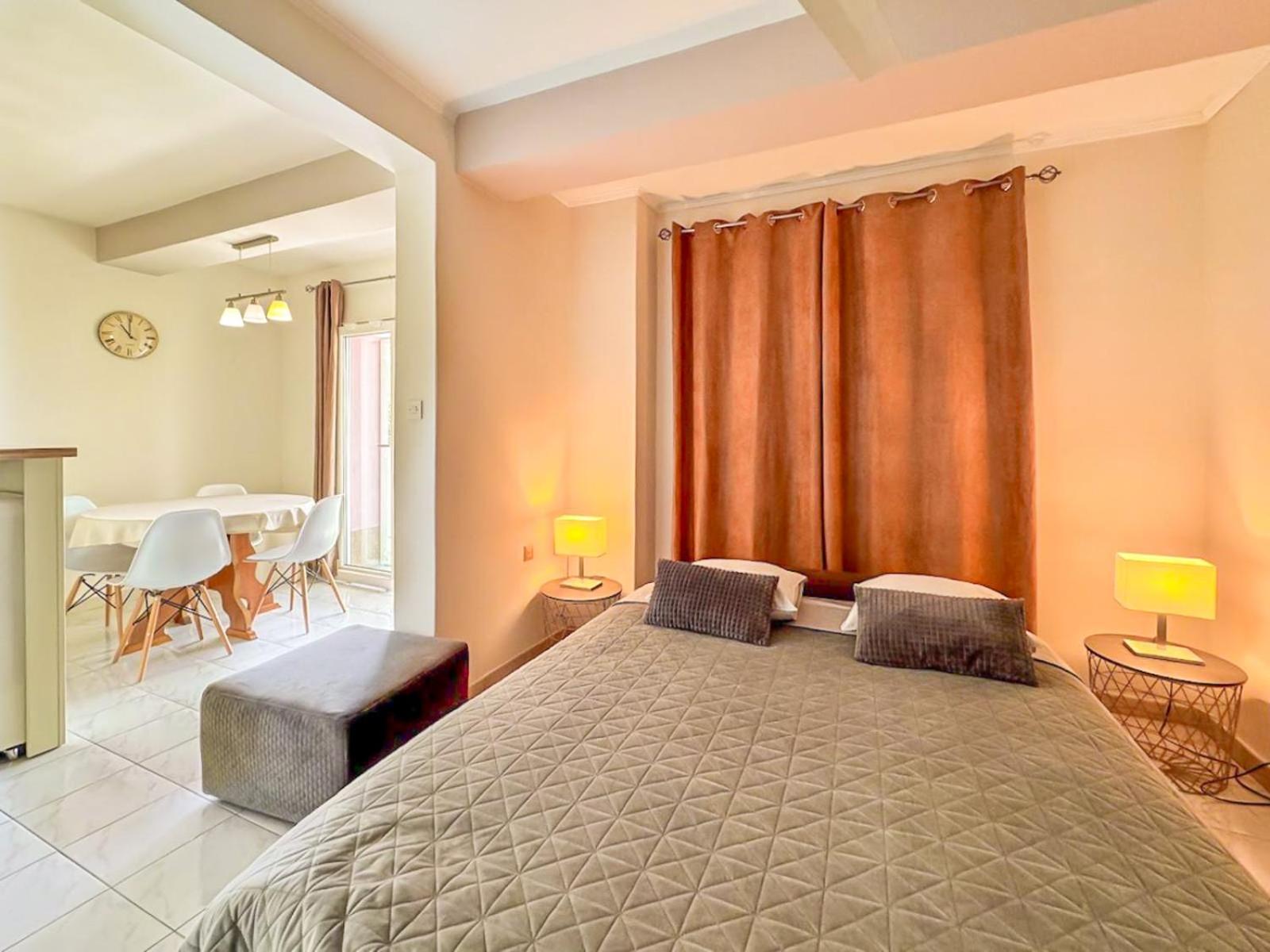 Studio Vesna With A Terrace And Sea View Rabac Esterno foto