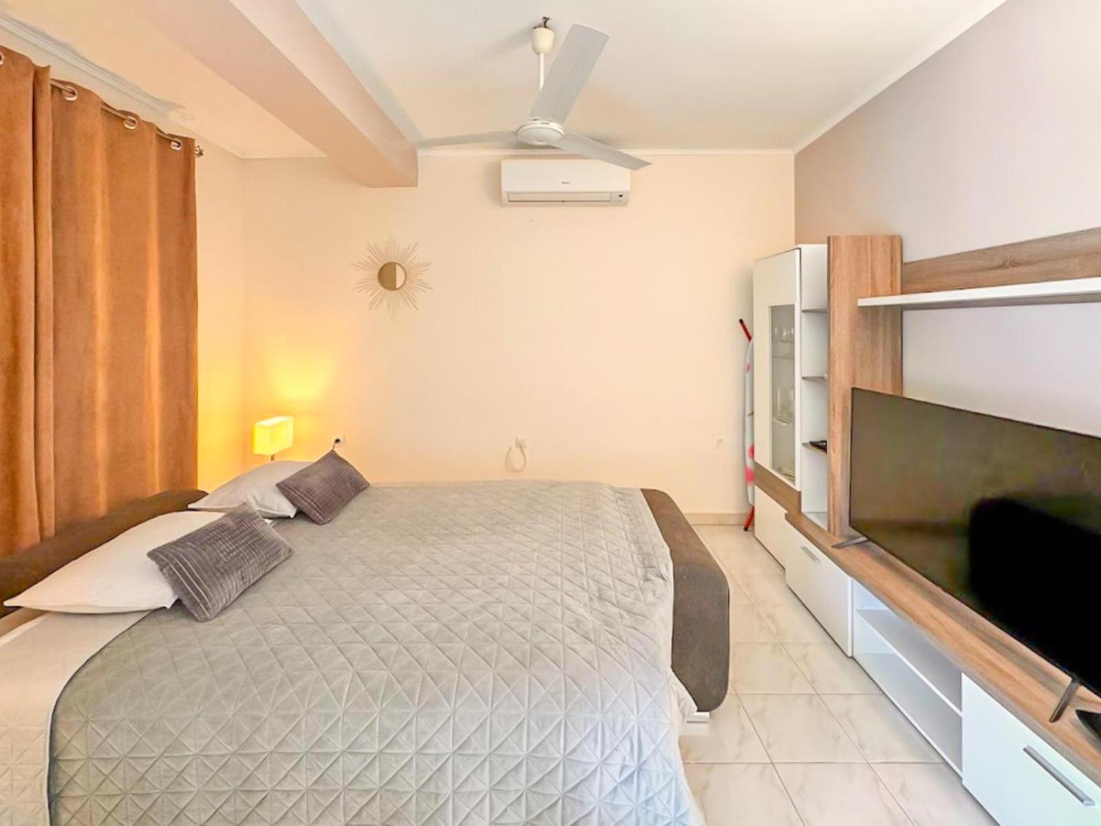 Studio Vesna With A Terrace And Sea View Rabac Esterno foto